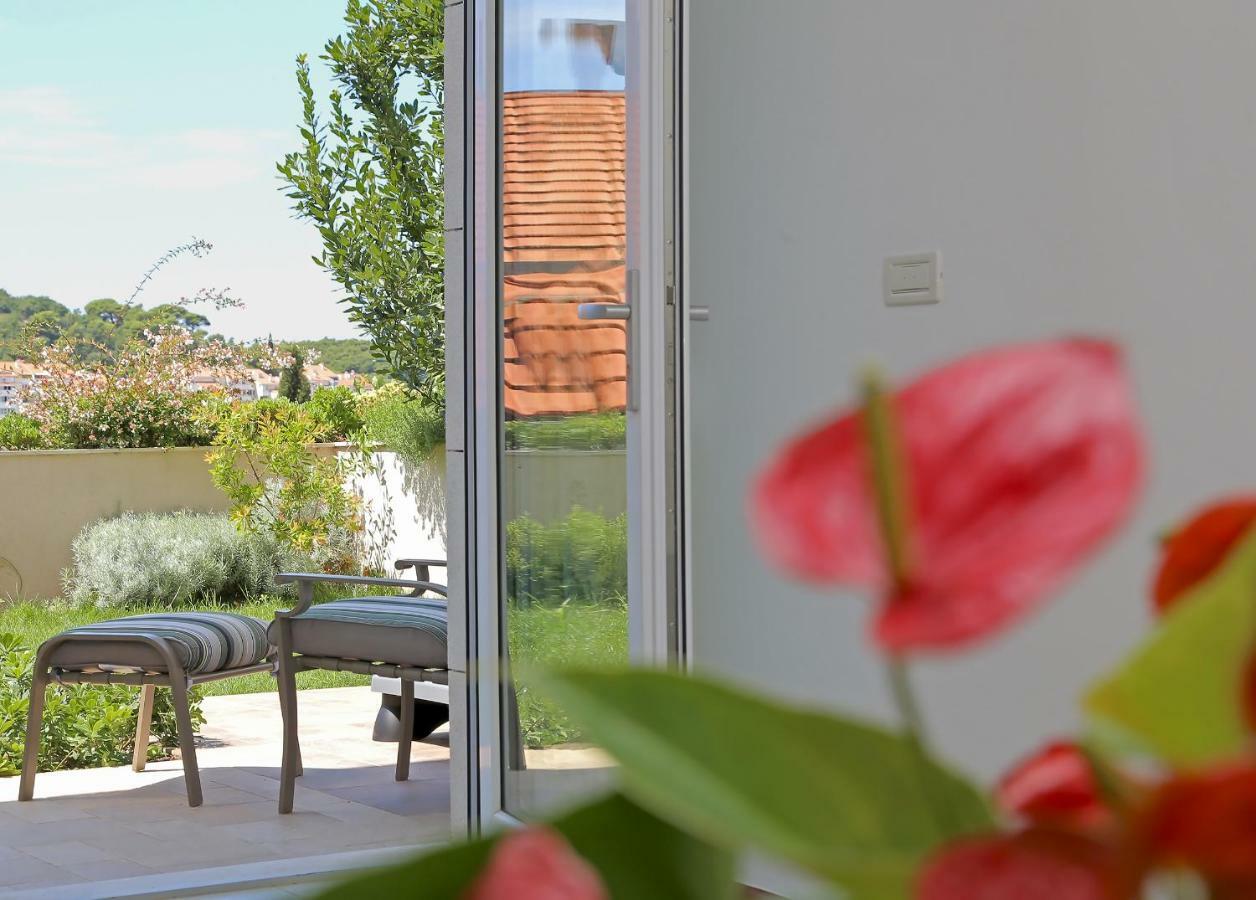 Abelia, Two Terraces, Hot Tub, Free Parking Apartment ดูบรอฟนิก ภายนอก รูปภาพ