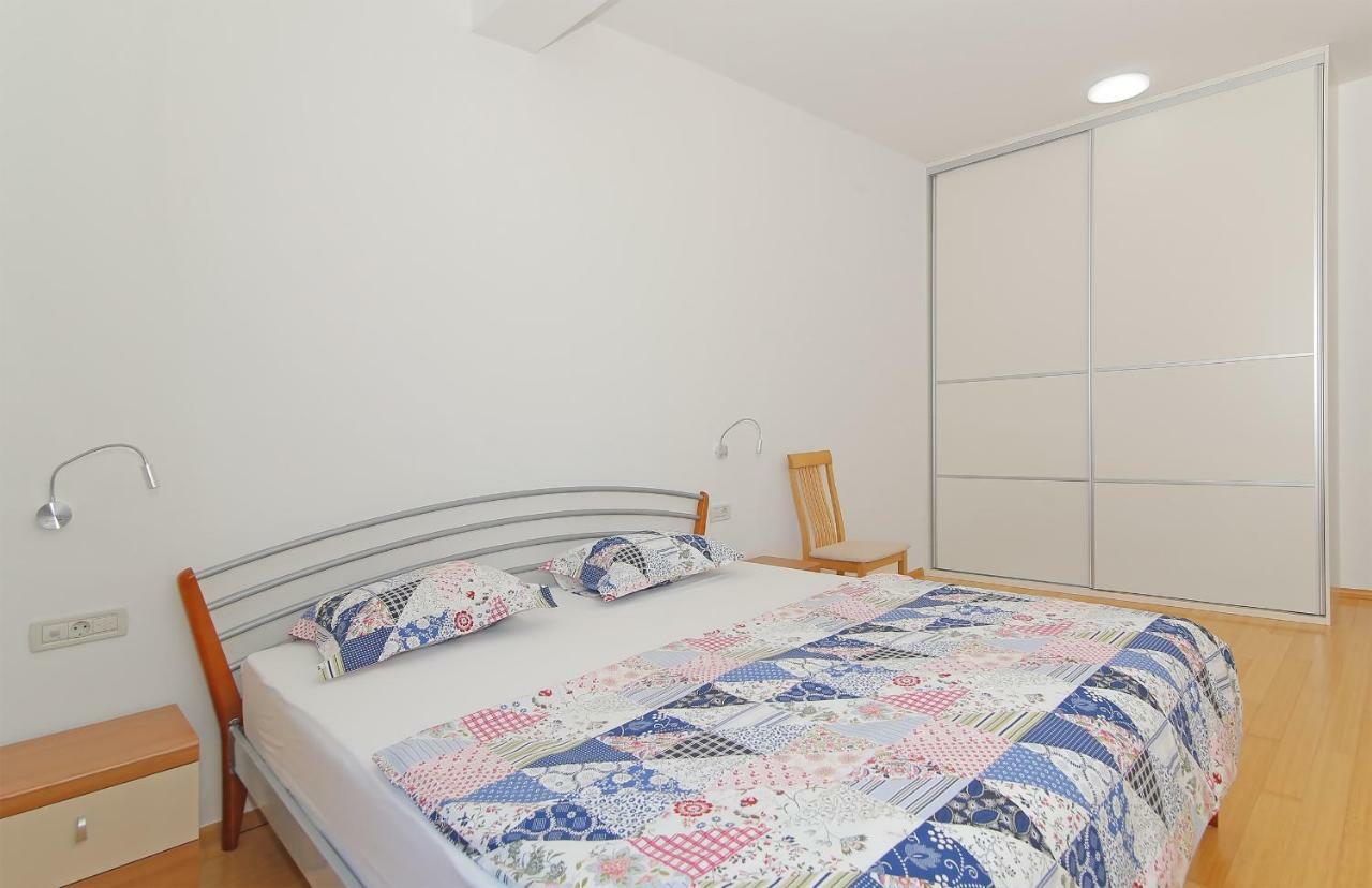 Abelia, Two Terraces, Hot Tub, Free Parking Apartment ดูบรอฟนิก ภายนอก รูปภาพ